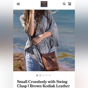 Small crossbody leather bag